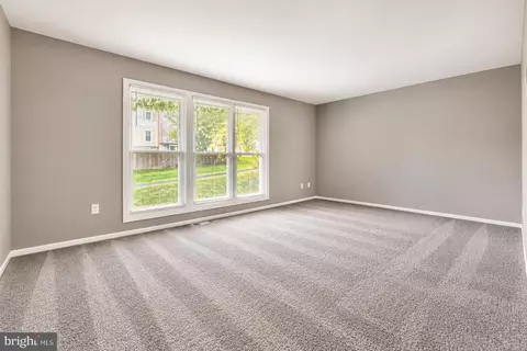 Living - 1857 Brookside Dr, Edgewood, MD 21040 photo 3 of 5