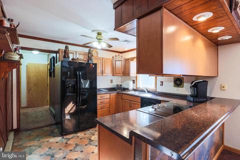 1037 Ensor Dr, Joppa, MD 21085 photo 14