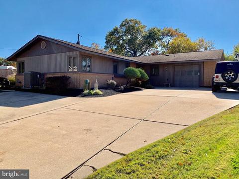 1027 Emmerick Dr, Joppa, MD 21085 photo 1