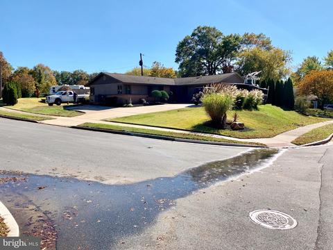 1027 Emmerick Dr, Joppa, MD 21085 photo 4