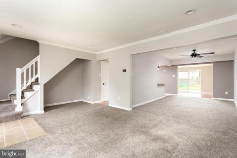 708 Shore Dr, Joppa, MD 21085 photo 4