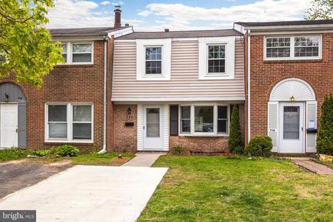 708 Shore Dr, Joppa, MD 21085 photo 1