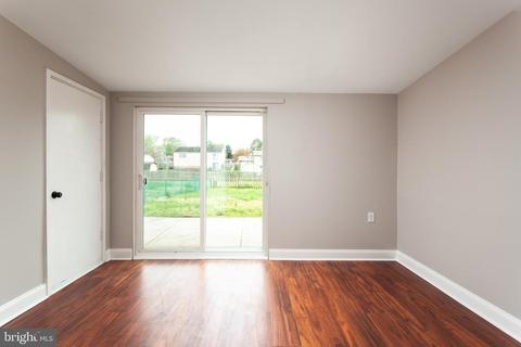 708 Shore Dr, Joppa, MD 21085 photo 12