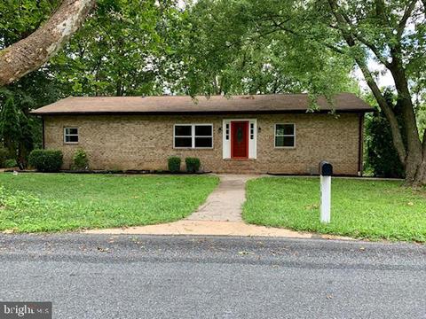 1506 Alexis Dr, Joppa, MD 21085 photo 1