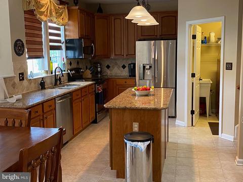 1915 Coachman Ct, Fallston, MD 21047 photo 6