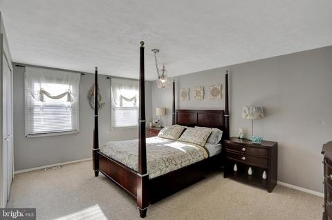 720 Shore Dr, Joppa, MD 21085 photo 4
