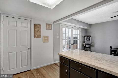 720 Shore Dr, Joppa, MD 21085 photo 20