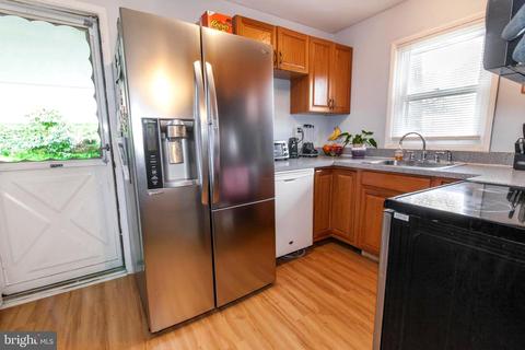 806 Chatfield Rd, Joppa, MD 21085 photo 9