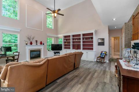 2302 Queensbury Dr, Fallston, MD 21047 photo 9