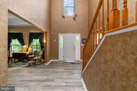 2302 Queensbury Dr, Fallston, MD 21047 photo 4