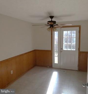 9256 Redbridge Ct, Laurel, MD 20723 photo 4