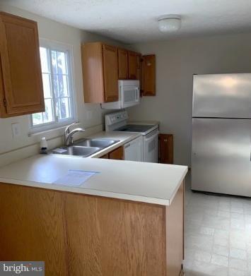 9256 Redbridge Ct, Laurel, MD 20723 photo 3