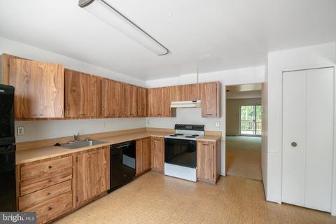 9603 Sea Shadow, Columbia, MD 21046 photo 5