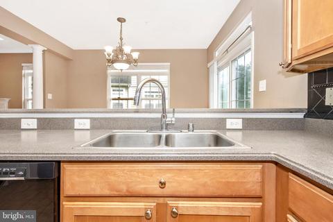 9751 Evening Bird Ln, Laurel, MD 20723 photo 19