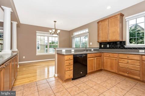 9751 Evening Bird Ln, Laurel, MD 20723 photo 20