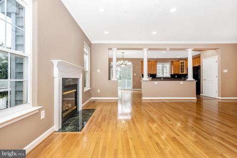 9751 Evening Bird Ln, Laurel, MD 20723 photo 11
