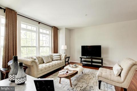 9927 Veiled Dawn, Laurel, MD 20723 photo 3