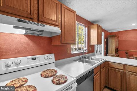 9205 Redbridge Ct, Laurel, MD 20723 photo 16