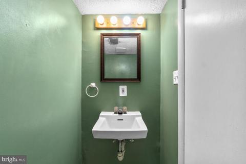 9205 Redbridge Ct, Laurel, MD 20723 photo 35