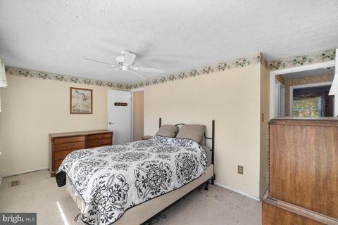 9205 Redbridge Ct, Laurel, MD 20723 photo 24