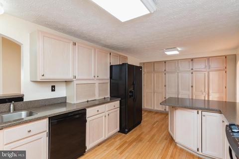 8009 Nicky Ct, Laurel, MD 20723 photo 24