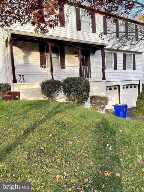 8009 Nicky Ct, Laurel, MD 20723 photo 4