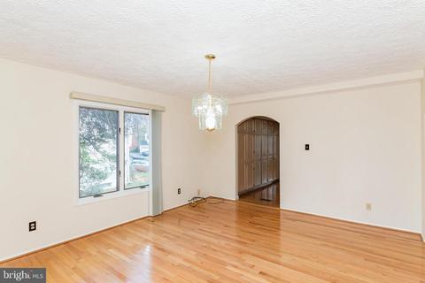 8009 Nicky Ct, Laurel, MD 20723 photo 31