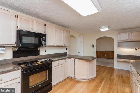 8009 Nicky Ct, Laurel, MD 20723 photo 23