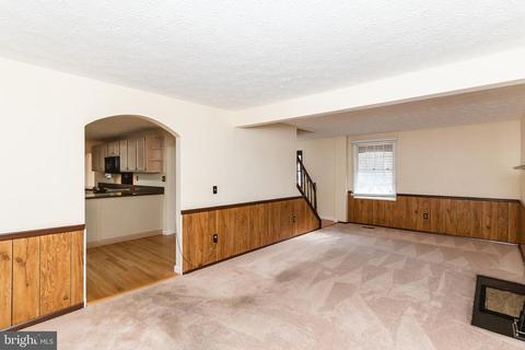 8009 Nicky Ct, Laurel, MD 20723 photo 10