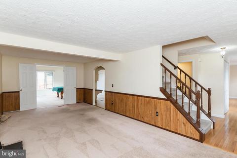 8009 Nicky Ct, Laurel, MD 20723 photo 11