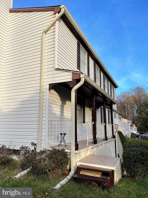 8009 Nicky Ct, Laurel, MD 20723 photo 6