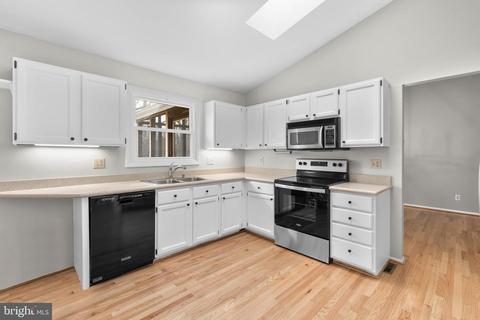 8743 Susini Dr, Laurel, MD 20723 photo 7