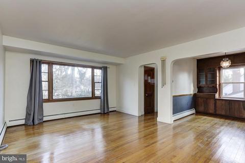 3270 Saint Johns Ln, Ellicott City, MD 21042 photo 3