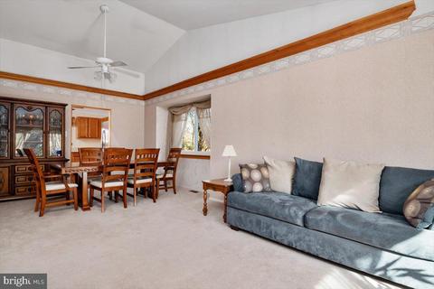 9316 Spring Water Path, Jessup, MD 20794 photo 5