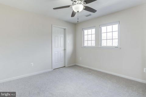 11301 Bishops Gate Ln, Laurel, MD 20723 photo 28
