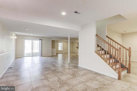 11301 Bishops Gate Ln, Laurel, MD 20723 photo 33