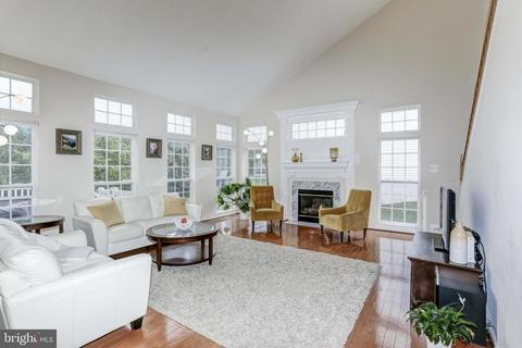 11301 Bishops Gate Ln, Laurel, MD 20723 photo 15