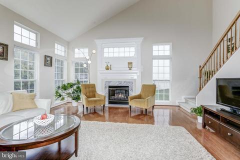 11301 Bishops Gate Ln, Laurel, MD 20723 photo 16