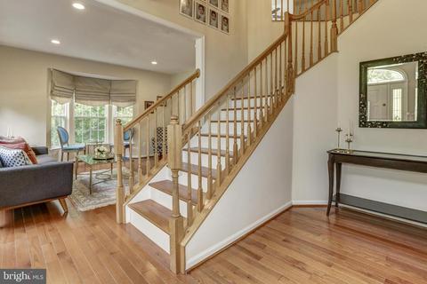 11301 Bishops Gate Ln, Laurel, MD 20723 photo 3