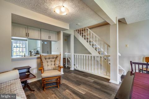 9238 Redbridge Ct, Laurel, MD 20723 photo 7