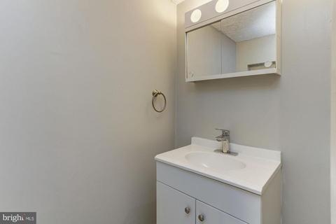 10516 Saddlebrook Ct, Laurel, MD 20723 photo 35
