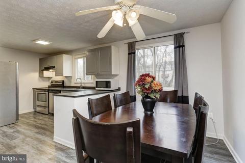 10516 Saddlebrook Ct, Laurel, MD 20723 photo 11