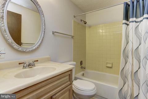 10516 Saddlebrook Ct, Laurel, MD 20723 photo 29