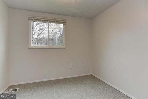 10516 Saddlebrook Ct, Laurel, MD 20723 photo 25