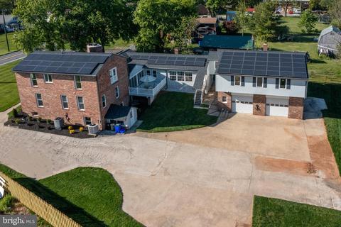 8485 Leishear Rd, Laurel, MD 20723 photo 4