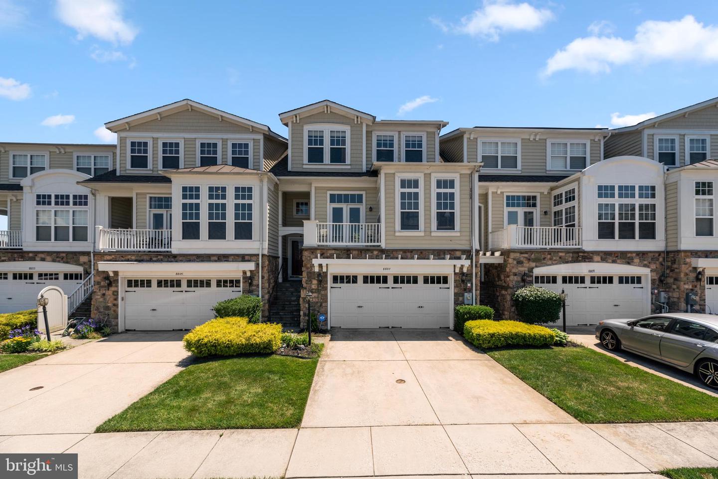 8807 Boulder Hill Pl, Laurel, MD 20723 photo 1
