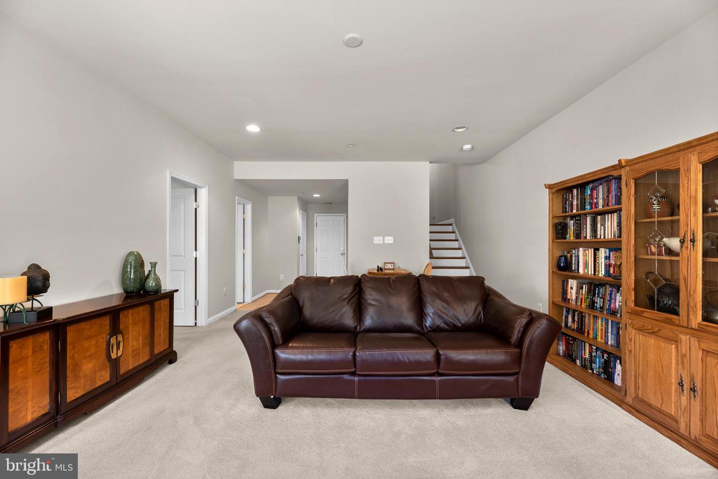 8807 Boulder Hill Pl, Laurel, MD 20723 photo 36