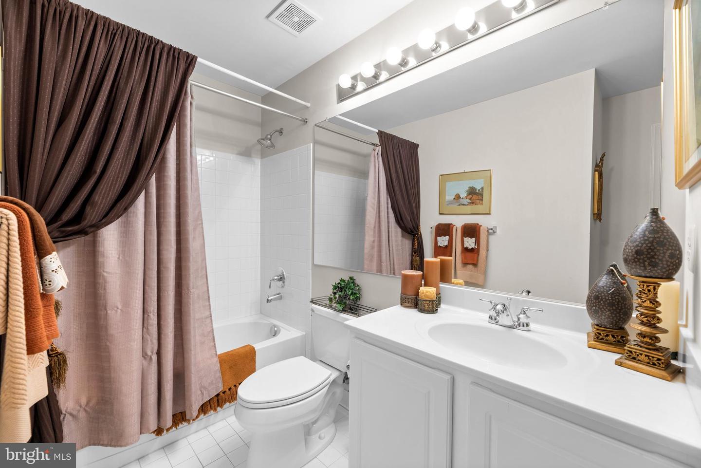 8807 Boulder Hill Pl, Laurel, MD 20723 photo 38