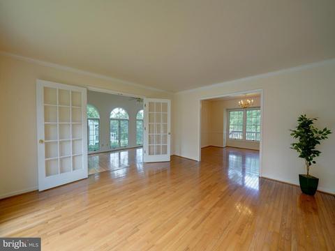 8248 Sandy Stream Rd, Laurel, MD 20723 photo 6