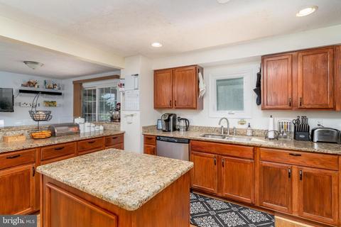 8704 Clemente Ct, Jessup, MD 20794 photo 15